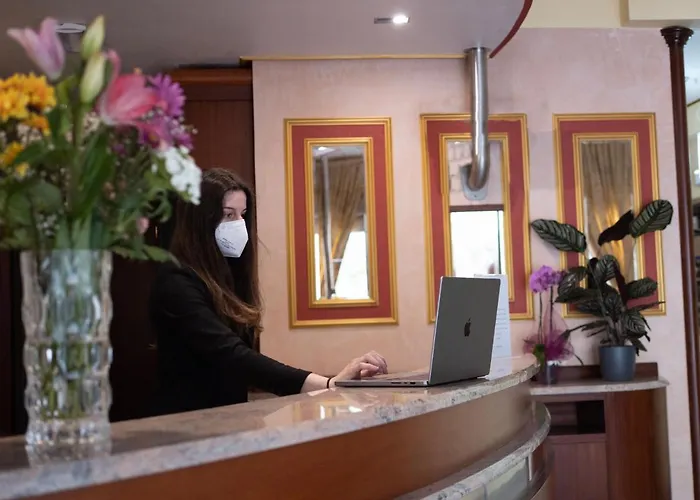 Aparthotel Ego' & Center