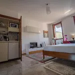 Ego' & Center Ξενοδοχείο με διαμερίσματα 4*