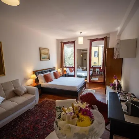 アパートホテル Ego'