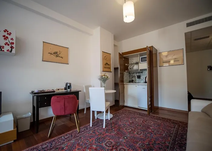 Aparthotel Ego' & Center Ferrara