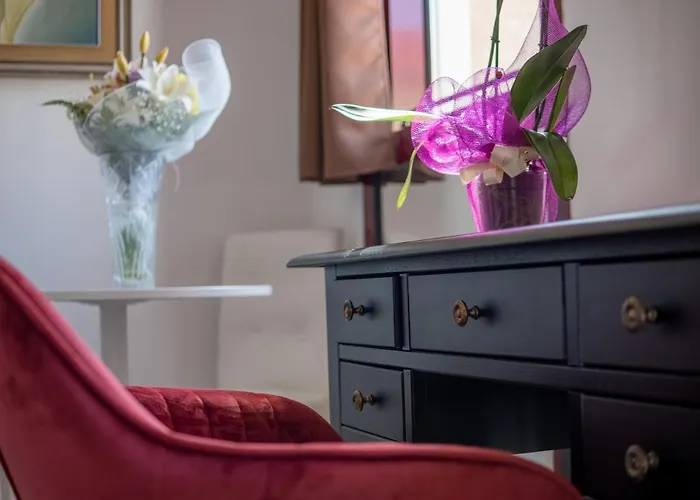 Ego' & Center פררה