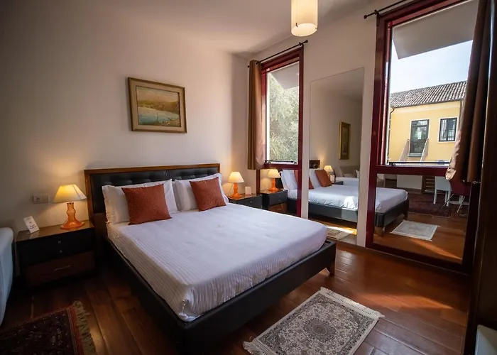 Ego' & Center Aparthotel 4*